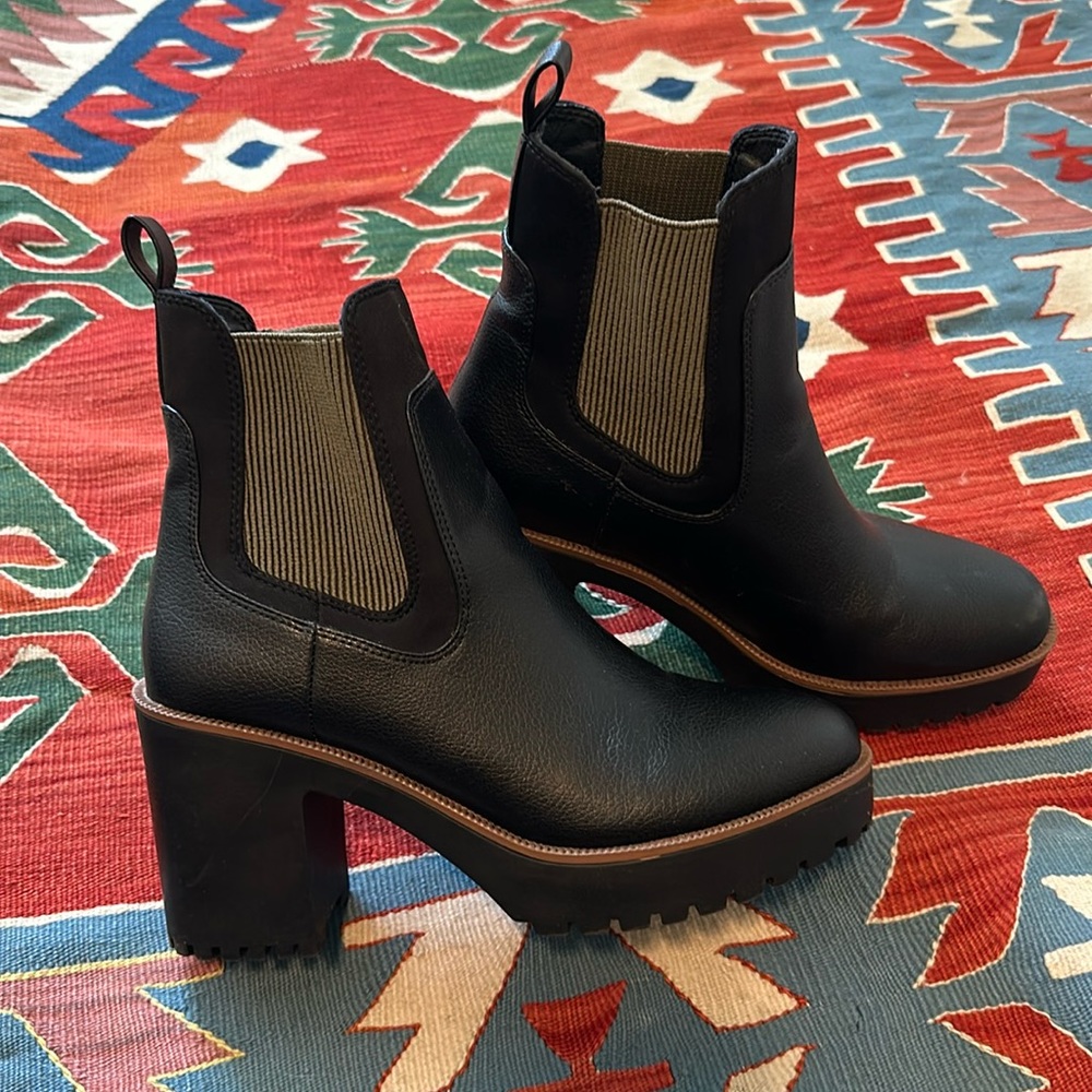 Chinese Laundry Good Day Boots